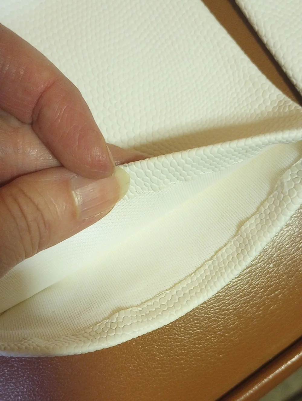 LIKE NEW Vintage Retro Neutral White Faux Pebbled Leather Gloves